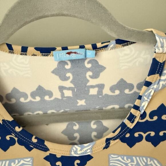 J. McLaughlin Catalina Cloth Top Women’s Size M Tan Blue Print Stretch Shirt - Picture 11 of 11